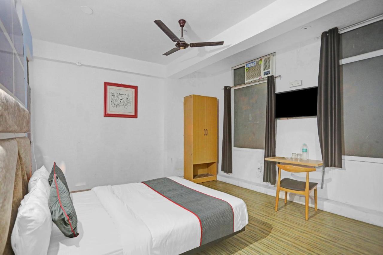 Hotel Collection O Jps Near Pvr Vikaspuri Delhi Exteriér fotografie