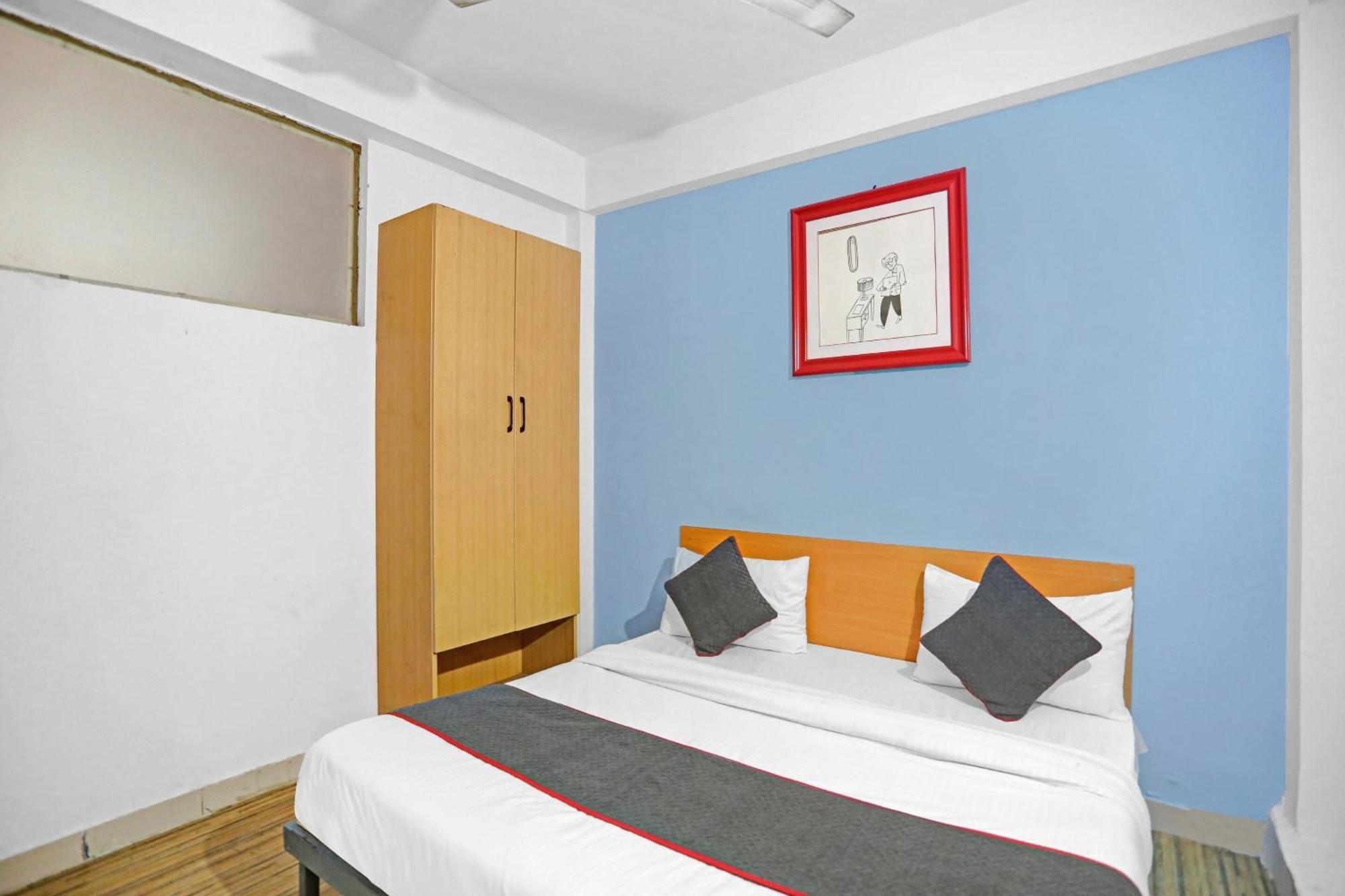 Hotel Collection O Jps Near Pvr Vikaspuri Delhi Exteriér fotografie