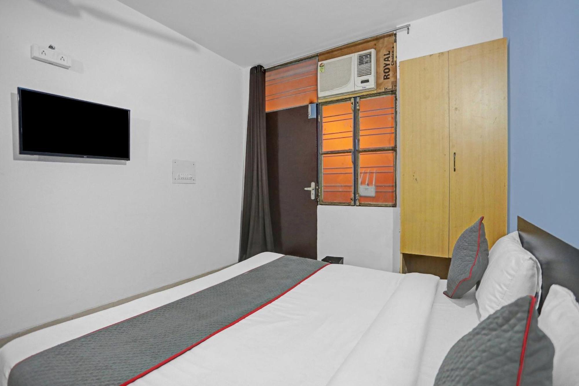 Hotel Collection O Jps Near Pvr Vikaspuri Delhi Exteriér fotografie